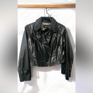 Black Rivet Women's cropped Black Genuine Leather Moto Jacket